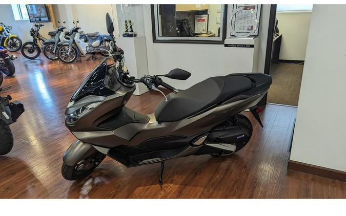 2024 Honda PCX ABS