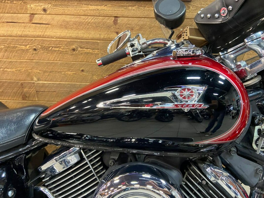 2005 Yamaha V Star 1100 Red/Black