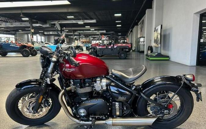 2022 Triumph BONNEVILLE BOBBER