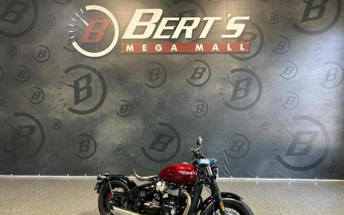 2022 Triumph BONNEVILLE BOBBER