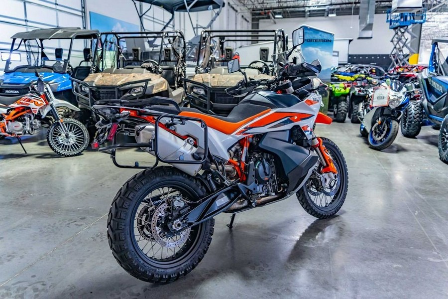 2023 KTM 890 Adventure R