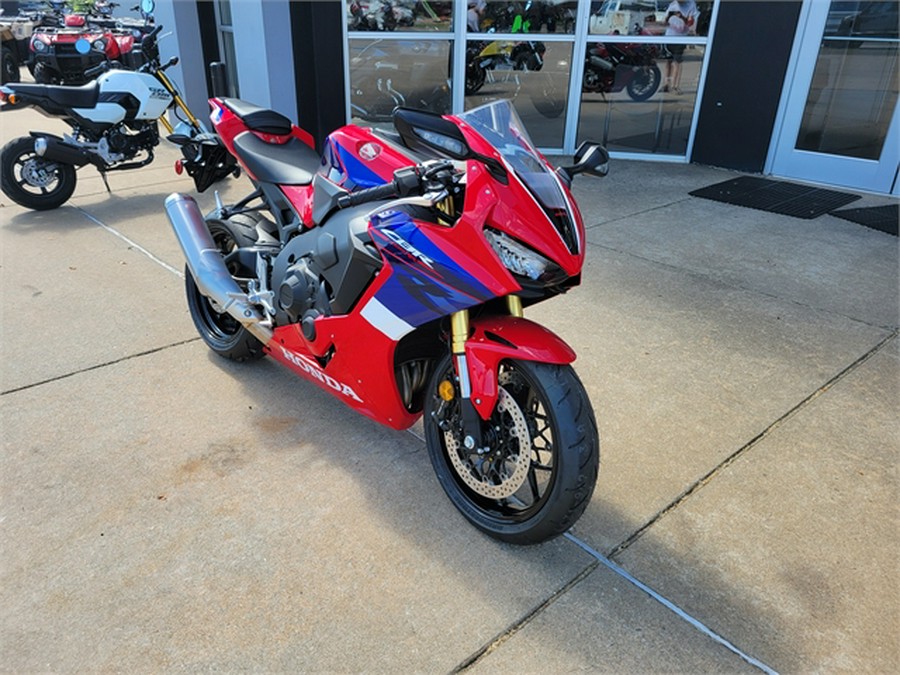 2024 Honda CBR1000RR