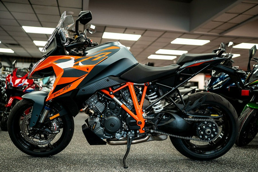 2024 KTM Super Duke 1290 GT