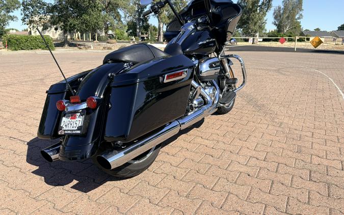 FLTRX 2020 Road Glide®