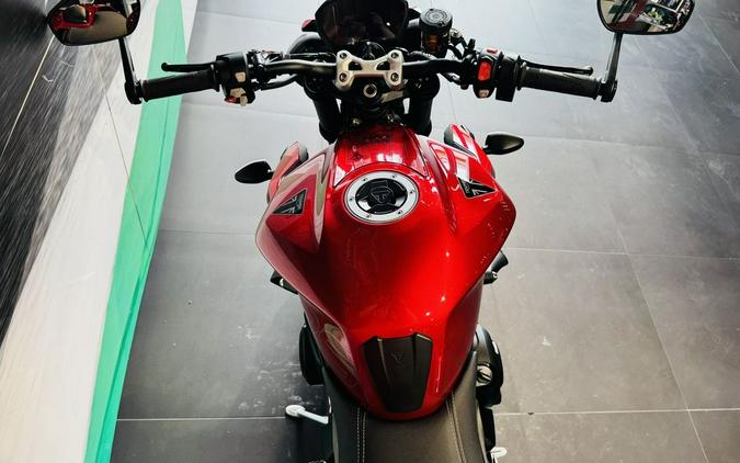 2024 Triumph Street Triple 765 RS Carnival Red
