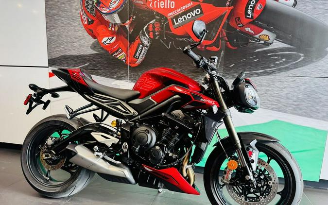 2024 Triumph Street Triple 765 RS Carnival Red
