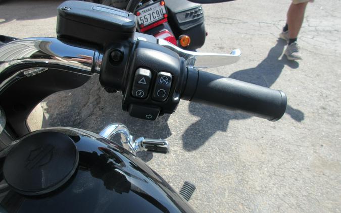 2021 HARLEY SOFTAIL SPORT GLIDE