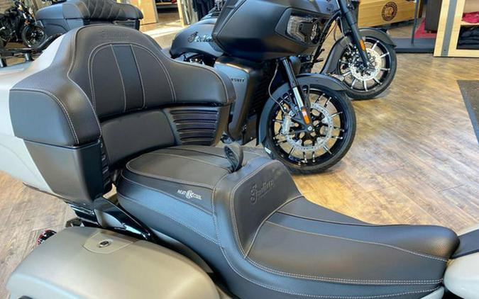 2023 Indian Motorcycle® Roadmaster® Dark Horse® Silver Quartz Smoke