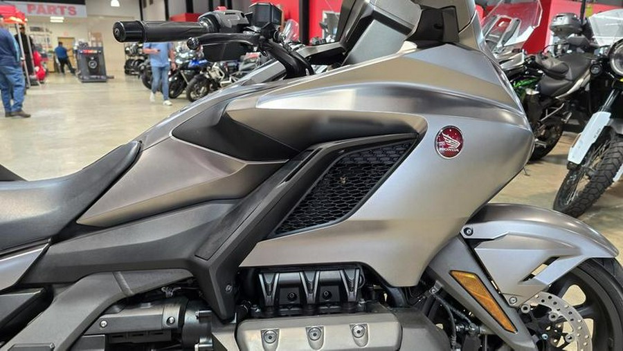 2018 Honda® Gold Wing Matte Majestic Silver