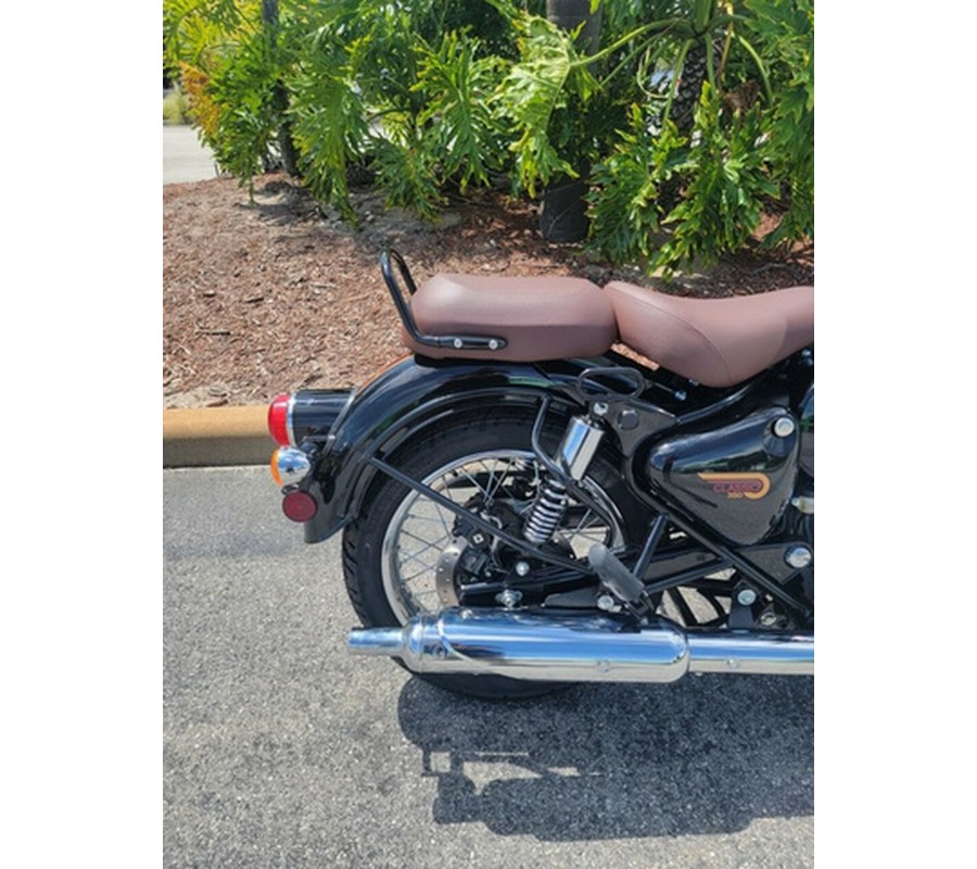 2024 Royal Enfield Classic 350 Halcyon Black 350