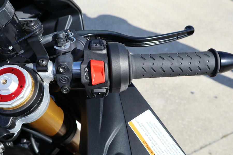 2026 Aprilia RSV4 1100