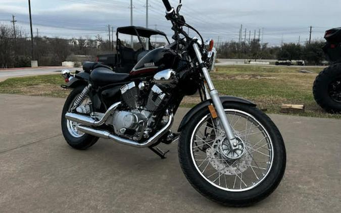 2026 Yamaha XV250T1B