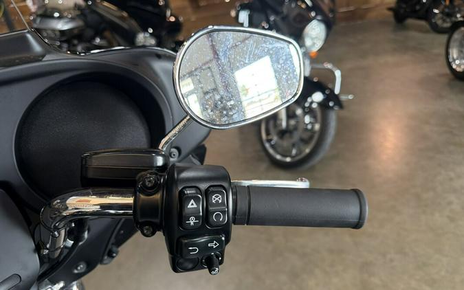 FLHTCUTG 2022 Tri Glide® Ultra