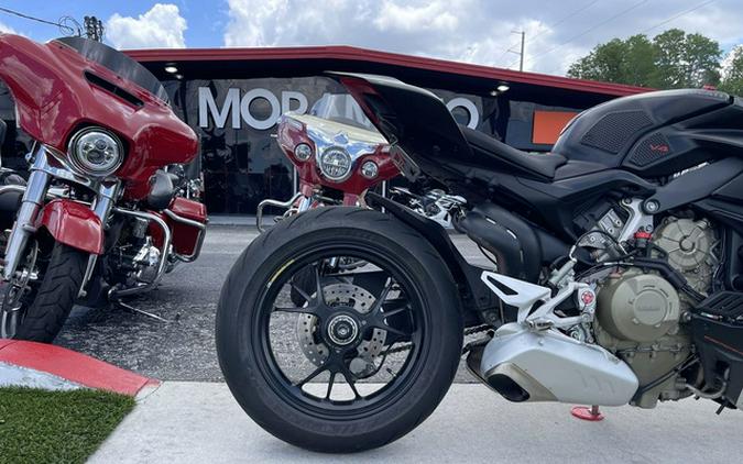 2022 Ducati Streetfighter V4 V4