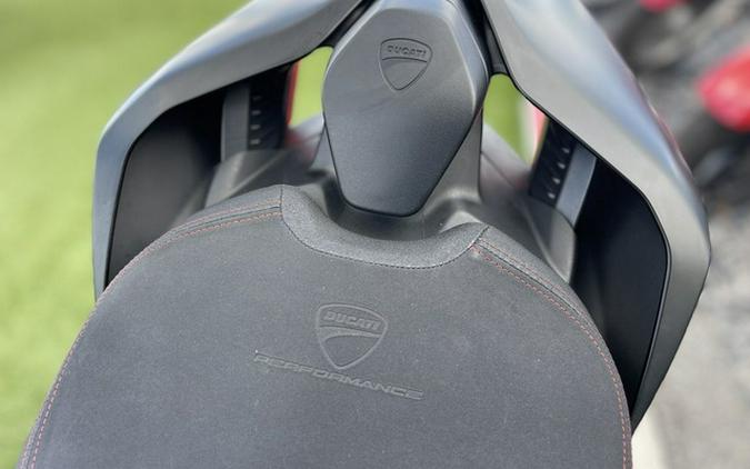 2022 Ducati Streetfighter V4 V4