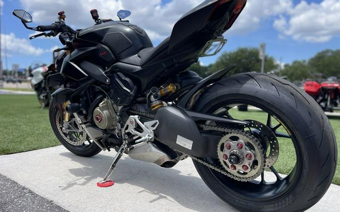 2022 Ducati Streetfighter V4 V4