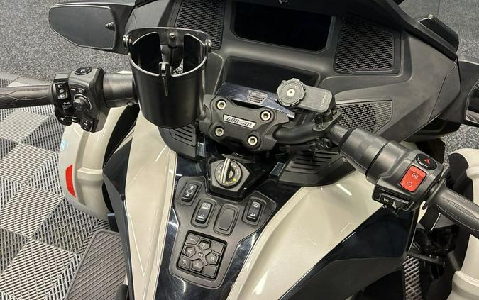 2020 Can-Am® Spyder® RT Limited Dark