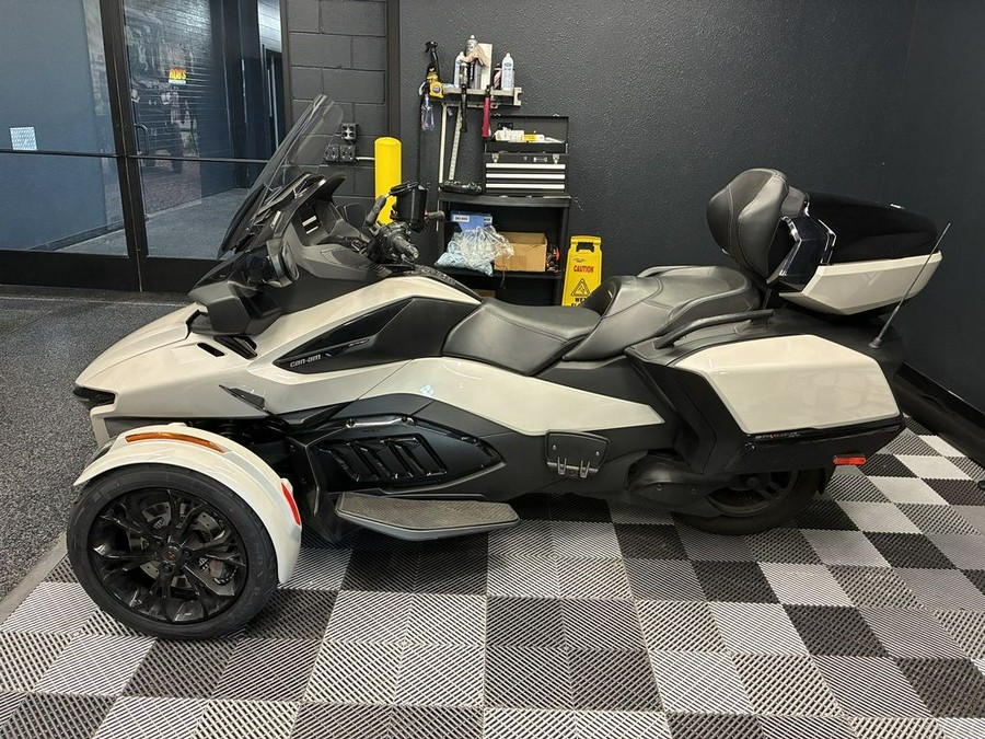2020 Can-Am® Spyder® RT Limited Dark