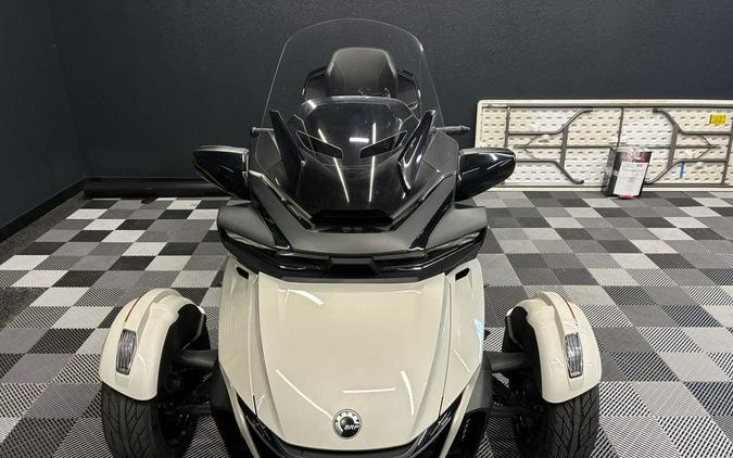 2020 Can-Am® Spyder® RT Limited Dark