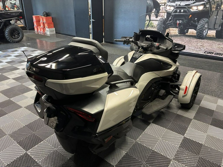 2020 Can-Am® Spyder® RT Limited Dark