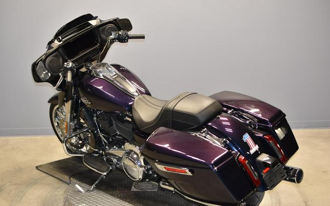 2025 Harley-Davidson Street Glide Mystic Shift