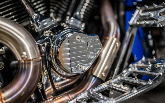 2025 Road Glide™ (FLTRX)