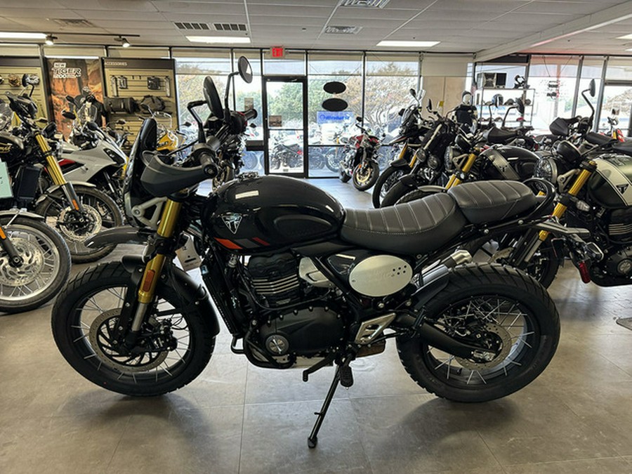 2026 Triumph Scrambler 400 XC Storm Grey