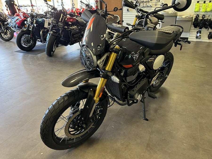 2026 Triumph Scrambler 400 XC Storm Grey
