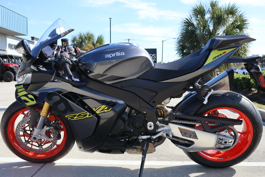 2026 Aprilia RSV4 1100