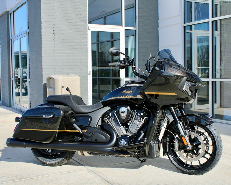 2026 Indian Motorcycle Challenger® Dark Horse® 112 with PowerBand Audio Package