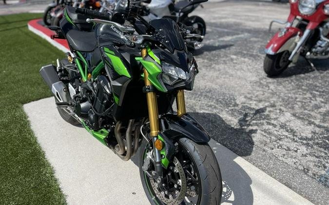 2024 Kawasaki Z900 SE