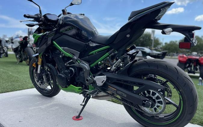 2024 Kawasaki Z900 SE