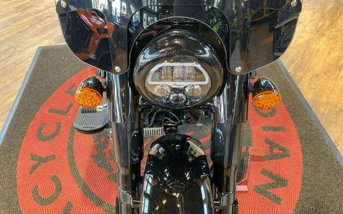 2023 Indian Motorcycle® Super Chief® Limited Black Metallic