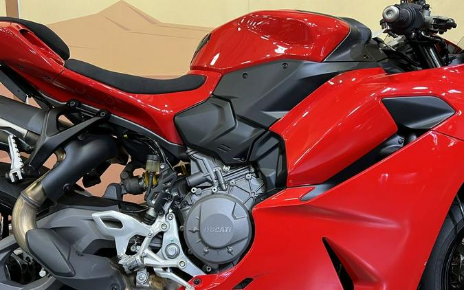 2025 Ducati Panigale V2