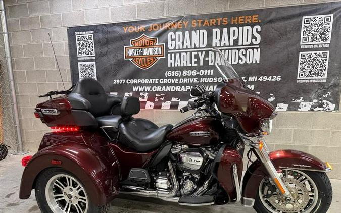 2019 Harley-Davidson® FLHTCUTG - Tri Glide® Ultra