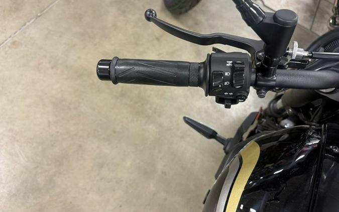 2026 Yamaha XSR700