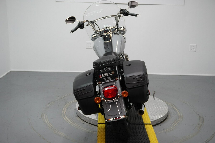 2024 Harley-Davidson® Heritage Classic Billiard Gray
