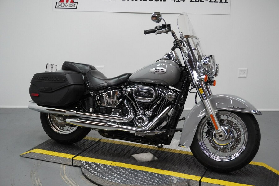 2024 Harley-Davidson® Heritage Classic Billiard Gray