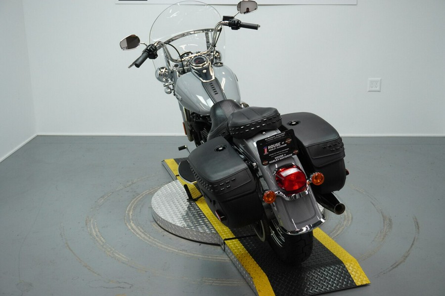 2024 Harley-Davidson® Heritage Classic Billiard Gray