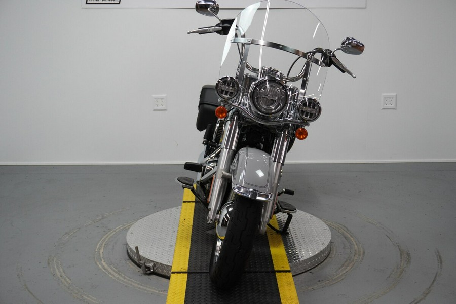 2024 Harley-Davidson® Heritage Classic Billiard Gray