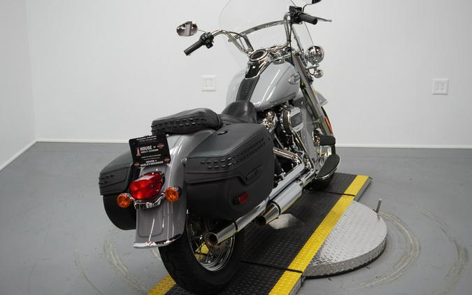 2024 Harley-Davidson® Heritage Classic Billiard Gray