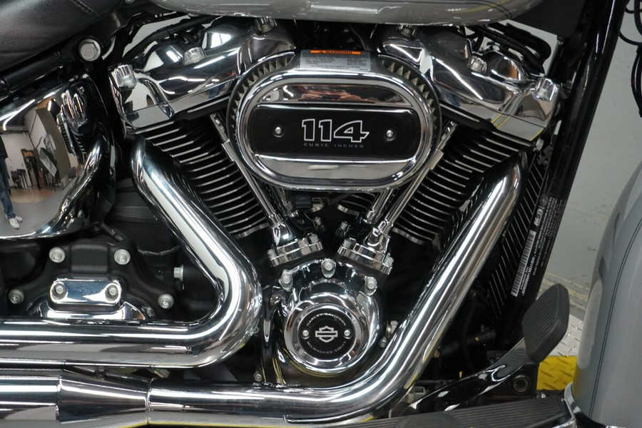 2024 Harley-Davidson® Heritage Classic Billiard Gray