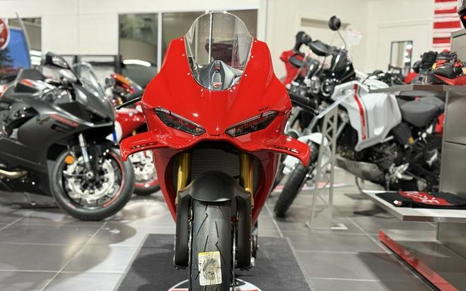 2025 Ducati Panigale V4 S