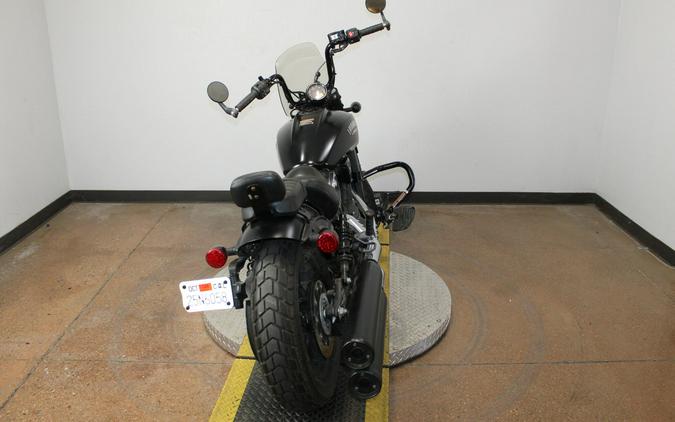 2021 Indian Motorcycle Scout® Bobber BLACK