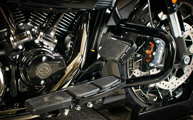 2025 Harley-Davidson CVO Road Glide FLTRXSE