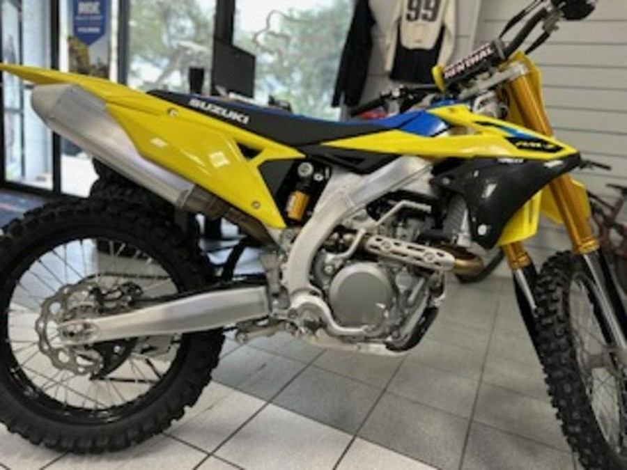 2026 Suzuki RM-Z450M6