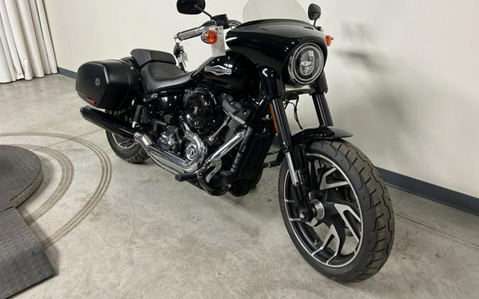2018 Harley-Davidson Sport Glide (FLSB)
