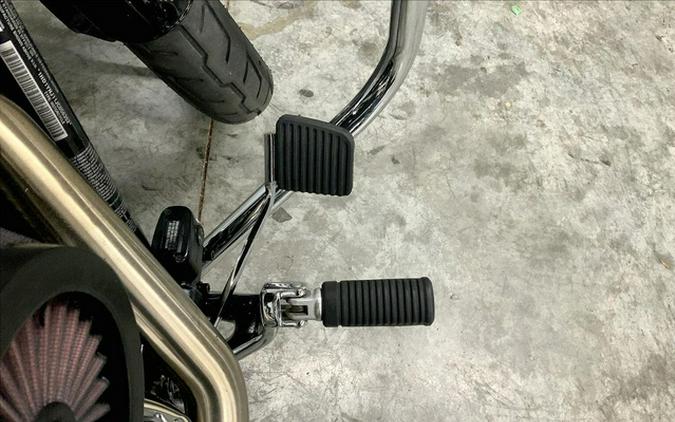 2018 Harley-Davidson Softail FXLR - Low Rider