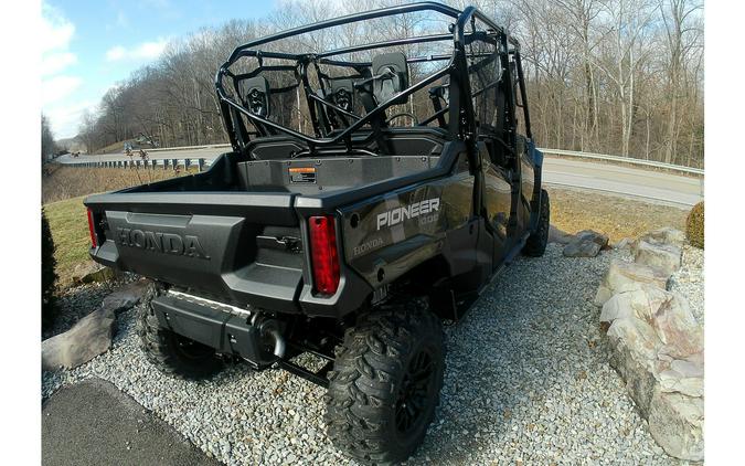 2025 PIONEER 1000-6 DLX CRE - Honda