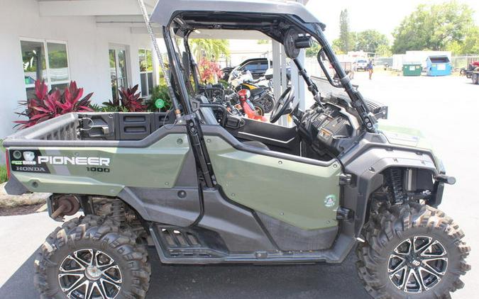 2022 Honda® Pioneer 1000 Deluxe